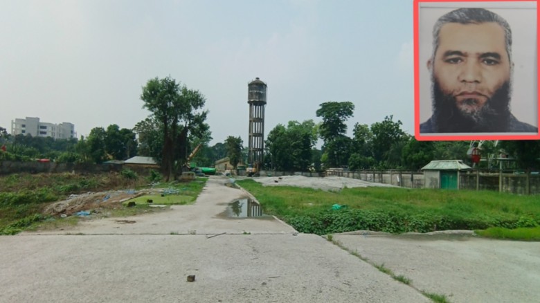 অবৈধভাবে সার  লোড-আনলোড করার অভিযোগ