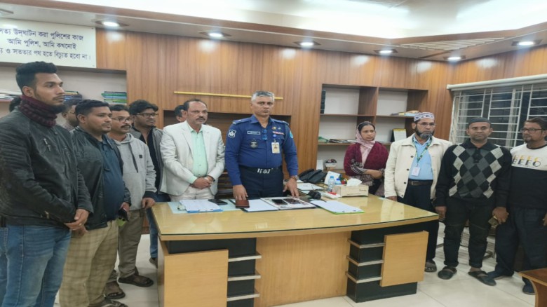 বন্দর উপজেলা প্রেসক্লাব'র সাংবাদিকদের সাথে নবাগত ও...