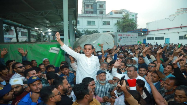 নানা নাটকীয়তার পর ভোটে ফিরলেন মাসুদ...