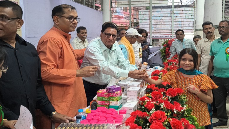 লোকনাথ গীতা শিক্ষালয়ের উদ্বোধন ও পুরস্কা