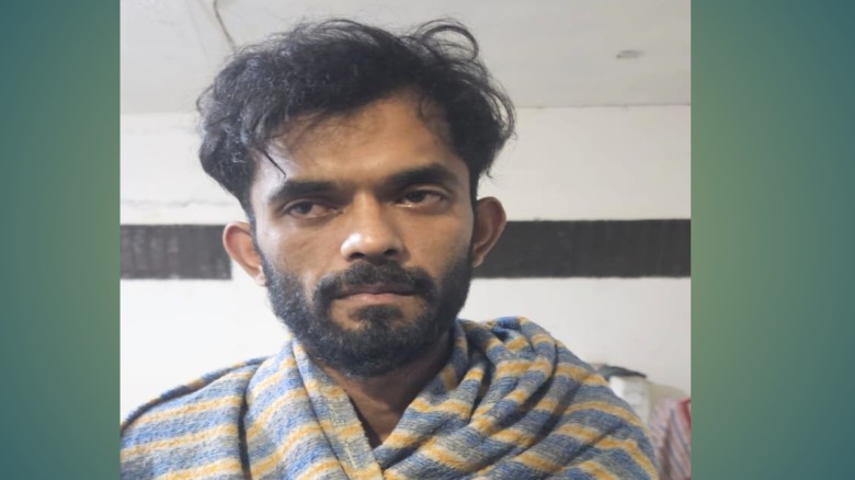 অস্ত্র ছিনতাই এর ঘটনায় একজন আটক