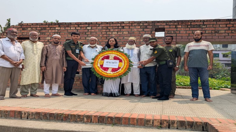 বন্দর বধ্যভূমিতে বীর শহীদদের প্রতি ইউএনও