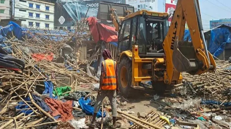 সোনারগাঁয়ে এক হাজার অবৈধ দোকানপাট উচ্ছেদ