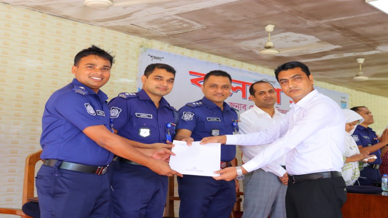 দ্বিতীয়বার পুরস্কৃত হলেন ডিএসবি ফতুল্লা 