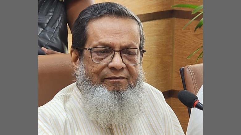 কার্যাদেশ পেয়েও সড়ক সংস্কারে টালবাহানা: 